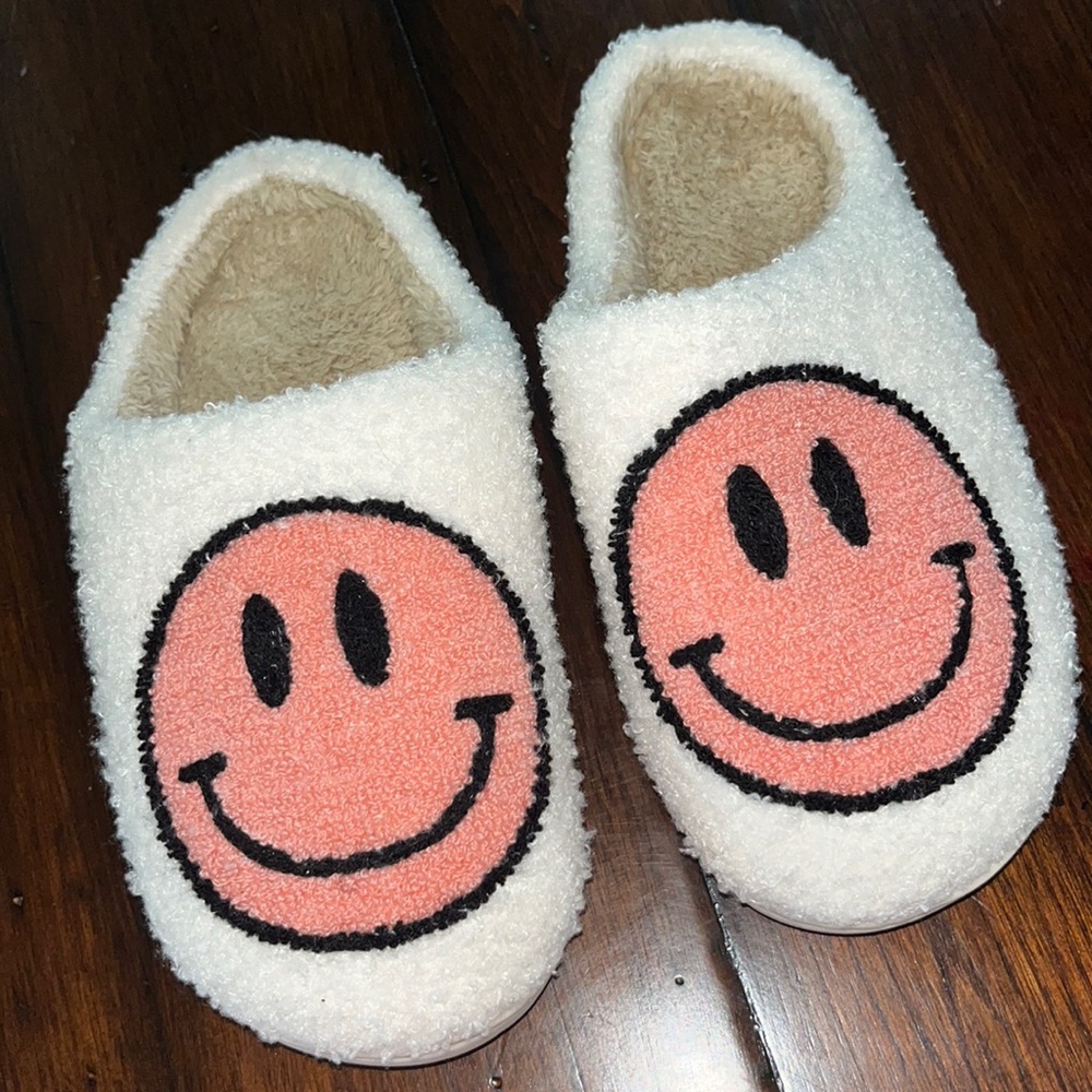 Pink Smiley Face Slippers